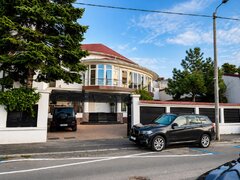 Delea Veche, strada Ciresului vila de lux